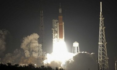 «For return humans to the moon».. NASA's launched Artemis moon rocket