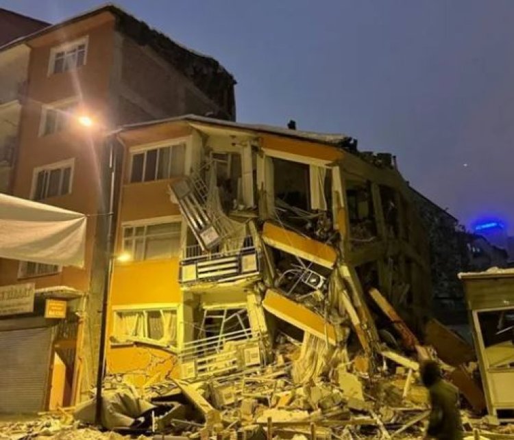 Serious earthquake kills 300 people in Turkey and Syria