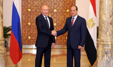 What did the Russian delegation discuss with Sisi in Egypt?