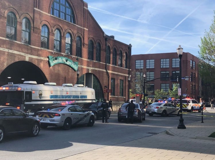 Bank worker fatally shot five colleagues in Louisville