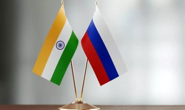 Why did Russia abandon the Indian currency?