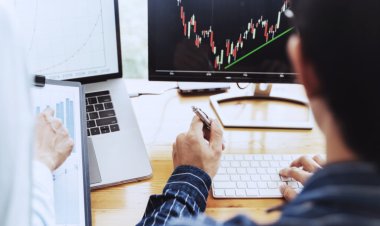 What factors affect the value of a currency?
