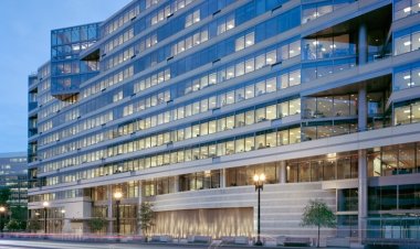 The most prominent issues on the table of the meetings of the International Monetary Fund and the World Bank