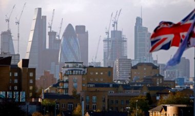 A crisis in the second largest European economy.. 2.1 million Britons are behind on their bills
