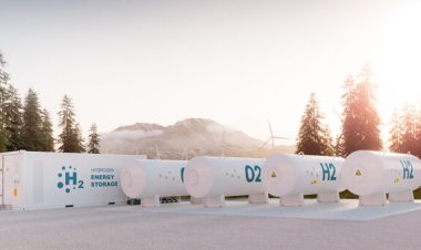 A startup is designing more efficient tanks made of nanomaterials to store hydrogen