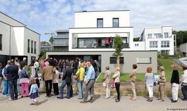 Long queues for one apartment... exacerbating the housing crisis in Germany