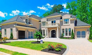 How does the real estate sector benefit from modern technology?